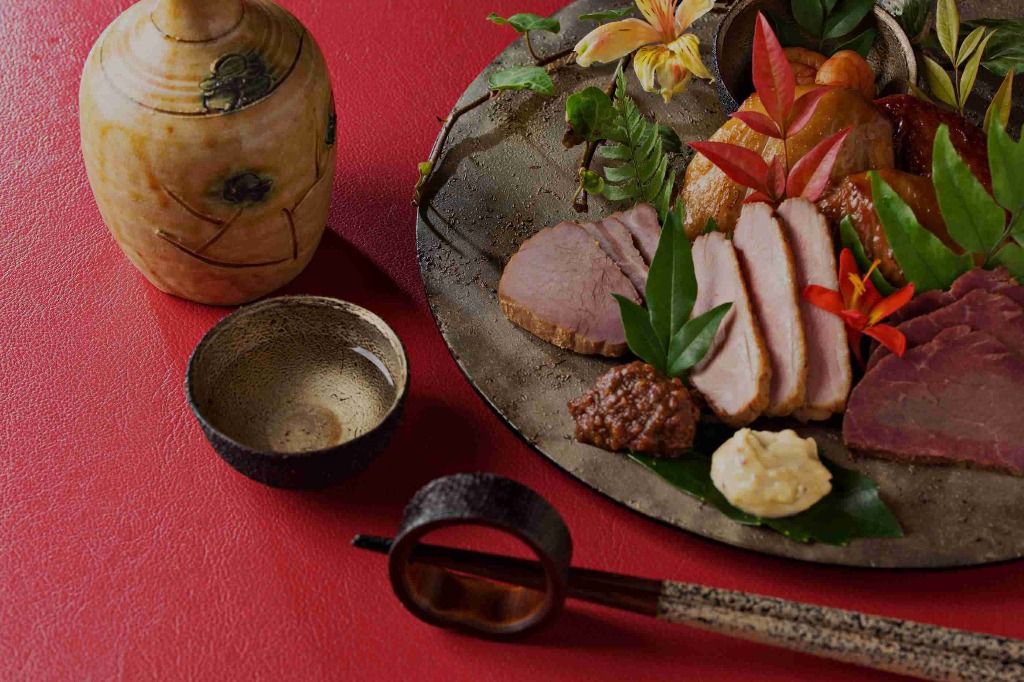 群馬県沼田市で燻製料理とスモークウイスキーを楽しむなら当店へ。燻製専門店、バーとしてご利用ください！